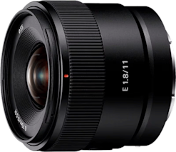 Sony E 11mm f/1.8 -laajakulmaobjektiivi