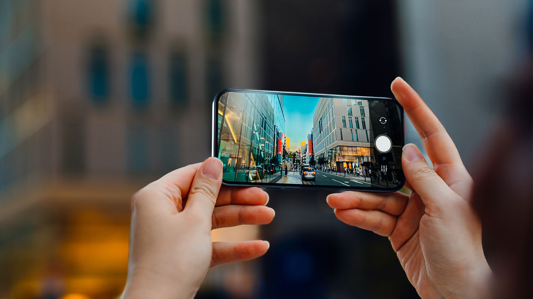 Älypuhelinten vertailu. Kuvan ottaminen älypuhelimella.