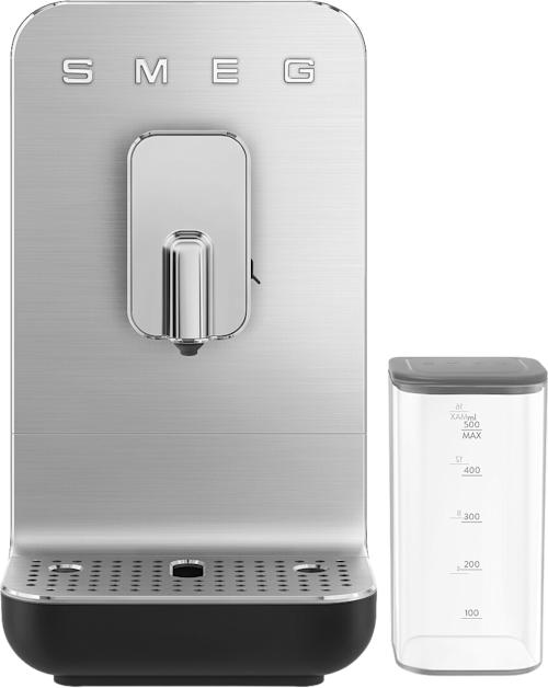 Smeg Täysautomaattinen kahvikone maitokannulla