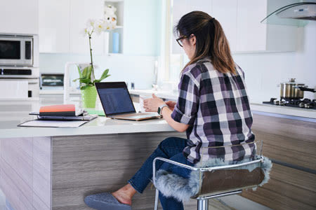 Miten Elisa auttaa hybridityön jalkauttamisessa