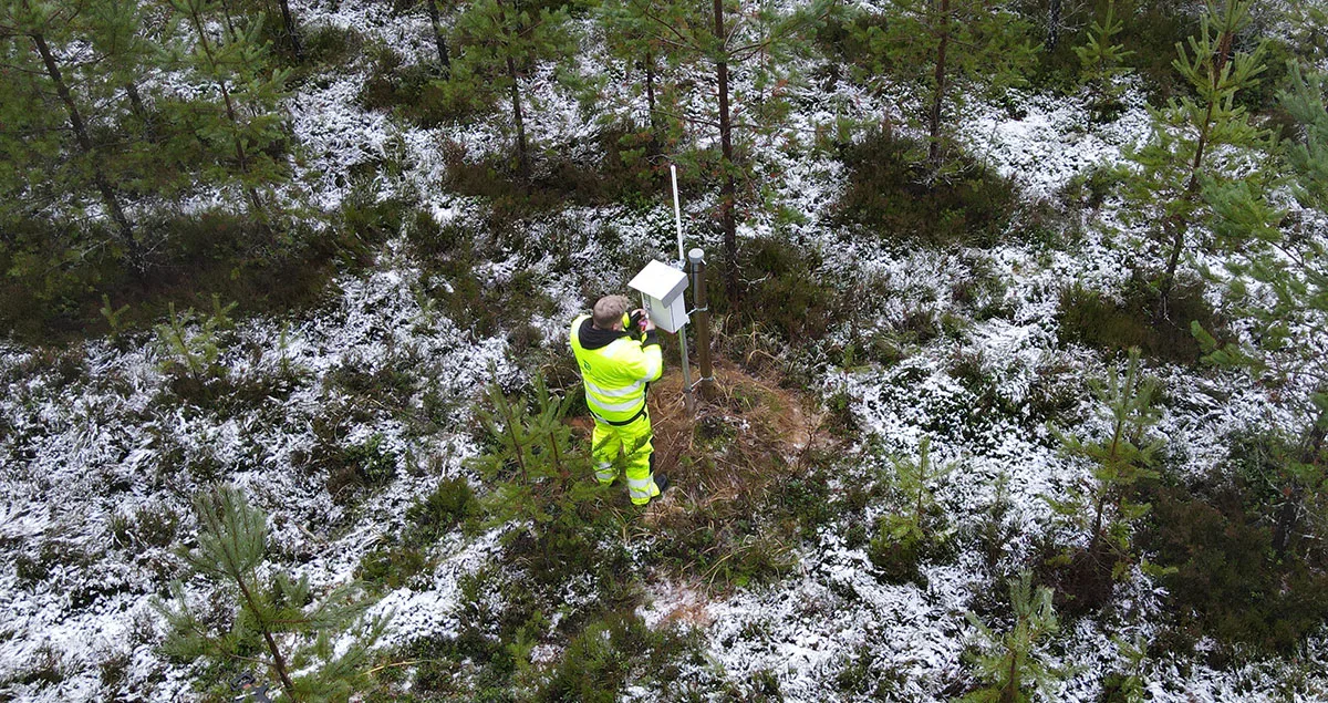 Uusia vesistö- ja pohjavesimittauksen laitteistoja asennetaan koko Suomen alueelle.