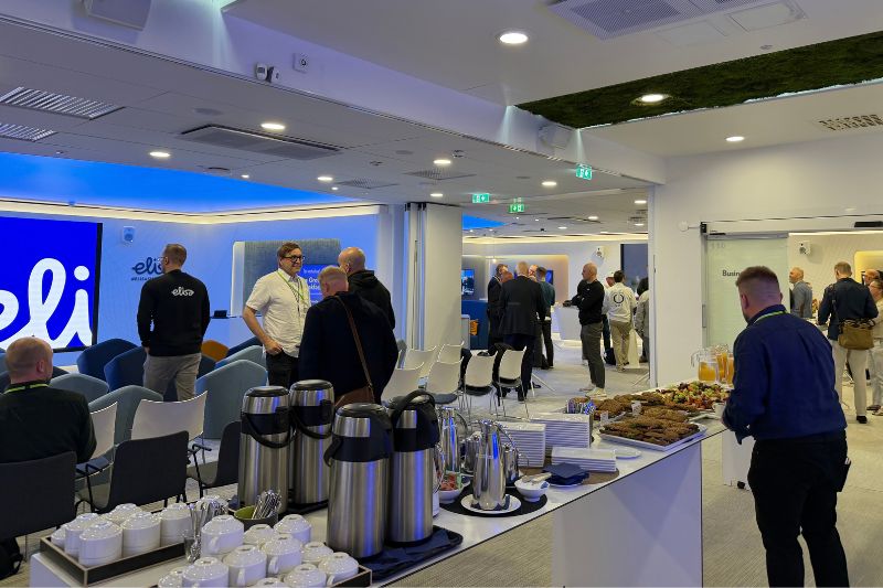 Guests at the Elisa Growth Breakfast event