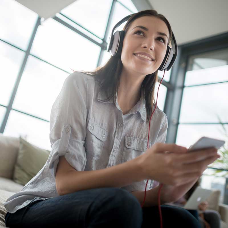 Mobiilisovelluskehitys mahdollistaa parempia asiakaskokemuksia