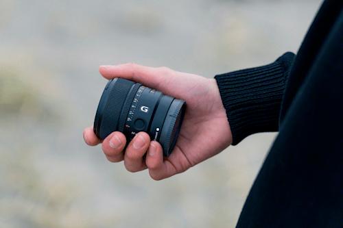Sony E 15mm f/1.4 G -laajakulmaobjektiivi