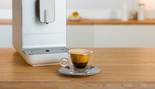 Smeg Täysautomaattinen espressokone