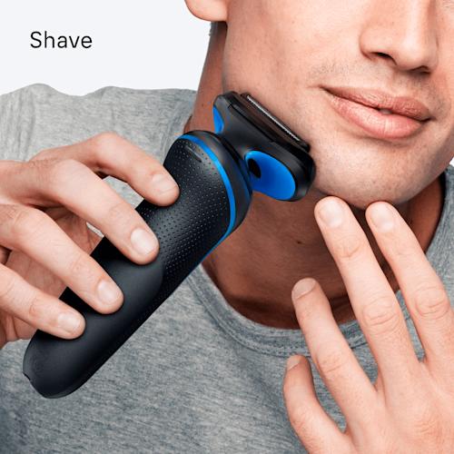 Braun Series 5 52B7000CC -parranajokone Smart Care asemalla