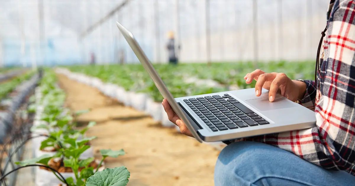 Seuraa omaisuuttasi tai olosuhteita