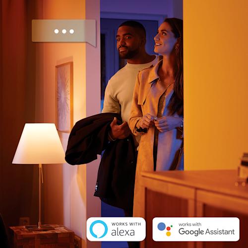 Philips Hue White and color ambiance 2 kpl E27-älylamppua ja Hue Bridge