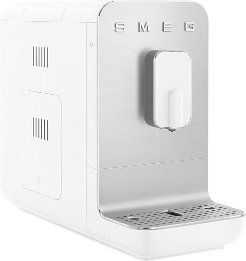 Smeg Täysautomaattinen espressokone