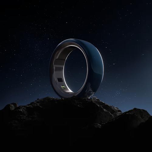 Oura Ring 4 Ceramic Midnight