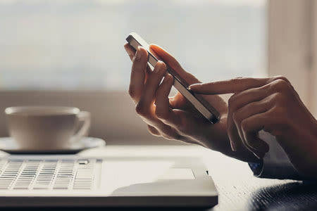 Ring - Puhevaihde liikkuvaan työhön