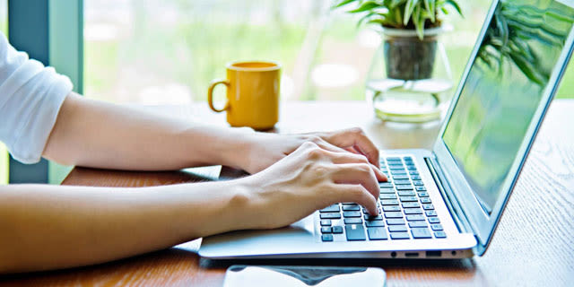 On Elisa Aula, employees can make support requests for IT, for example.