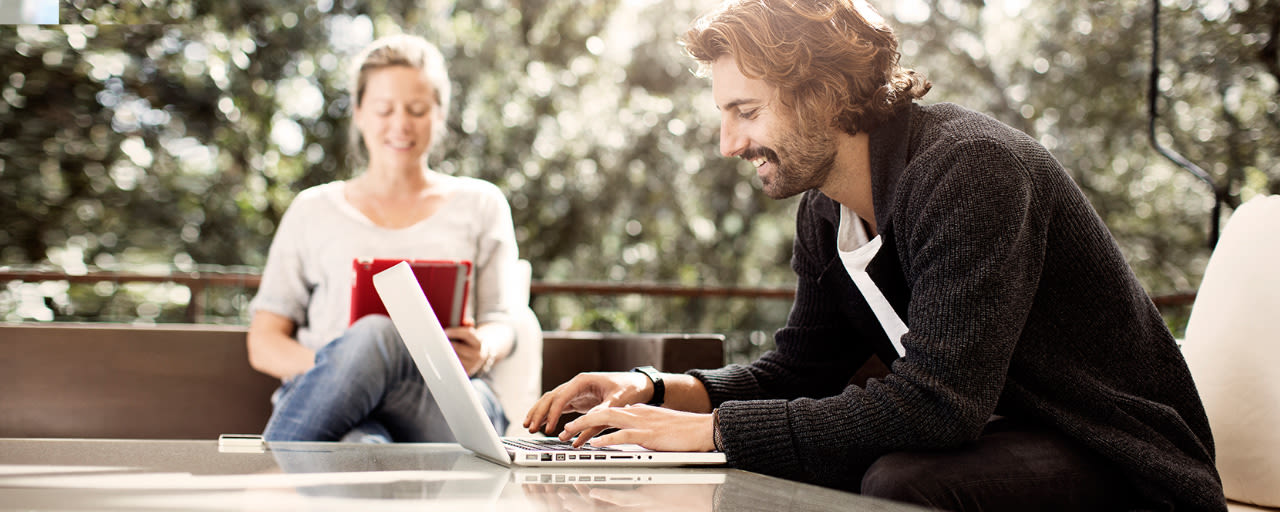 Elisalta saat etätyöhön sopivat laitteet, yhteydet ja ratkaisut