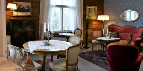 Kahvila Siiri käyttää Elisa Netti Lite 5G Kiinteä -liittymää