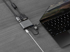 LINQ 4 in 1 USB-C MacBook Pro/Air Multiport Hub