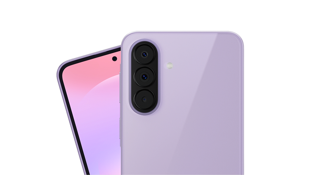 Samsung Galaxy A37 -puhelin liilalla kuorella