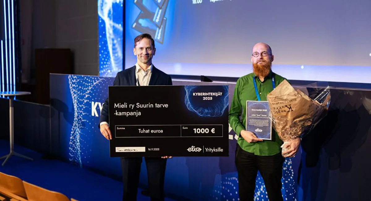 Vuoden Kyberintekijä 2025 -tunnustuksen sai Traficomin Kyberturvallisuuskeskuksen Juhani ”Jussi” Eronen.