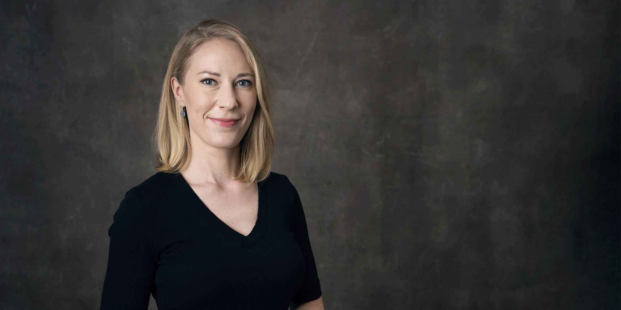 älylaitteiden vaikutus aivoihin kiinnostaa psykologi ja aivotutkija Mona Moisalaa