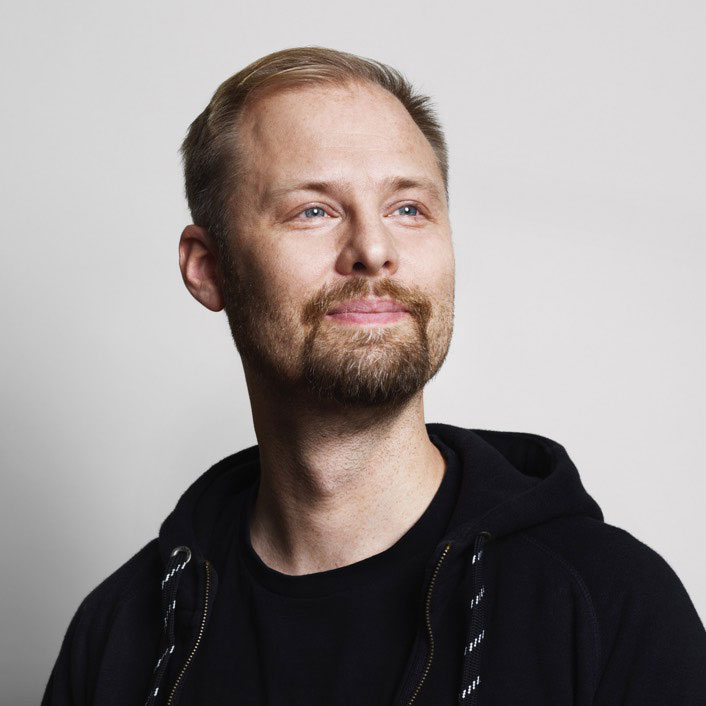 Urho Konttori, Varjo