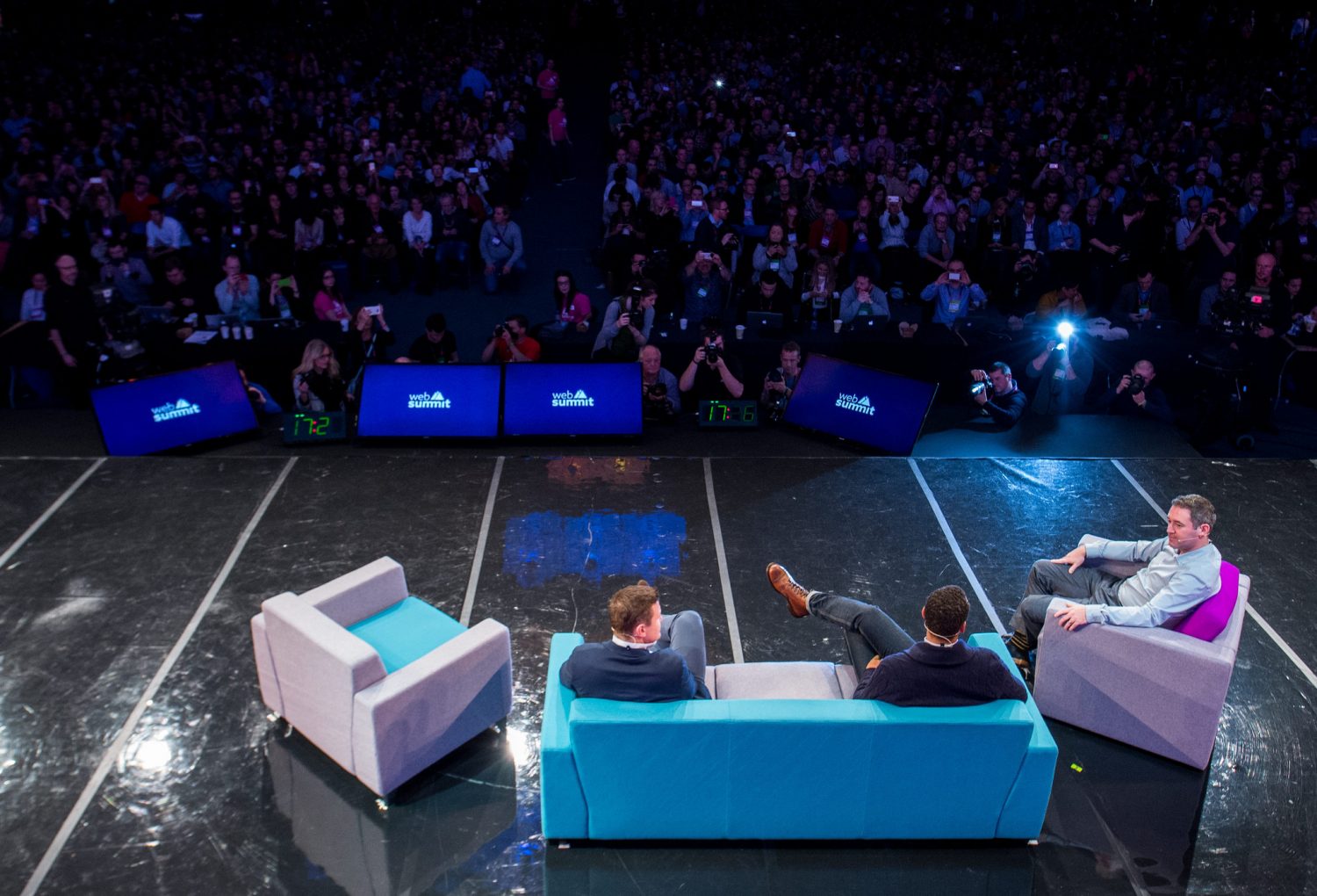 Deep Learning, virtuaalitodellisuus ja muut nousijat