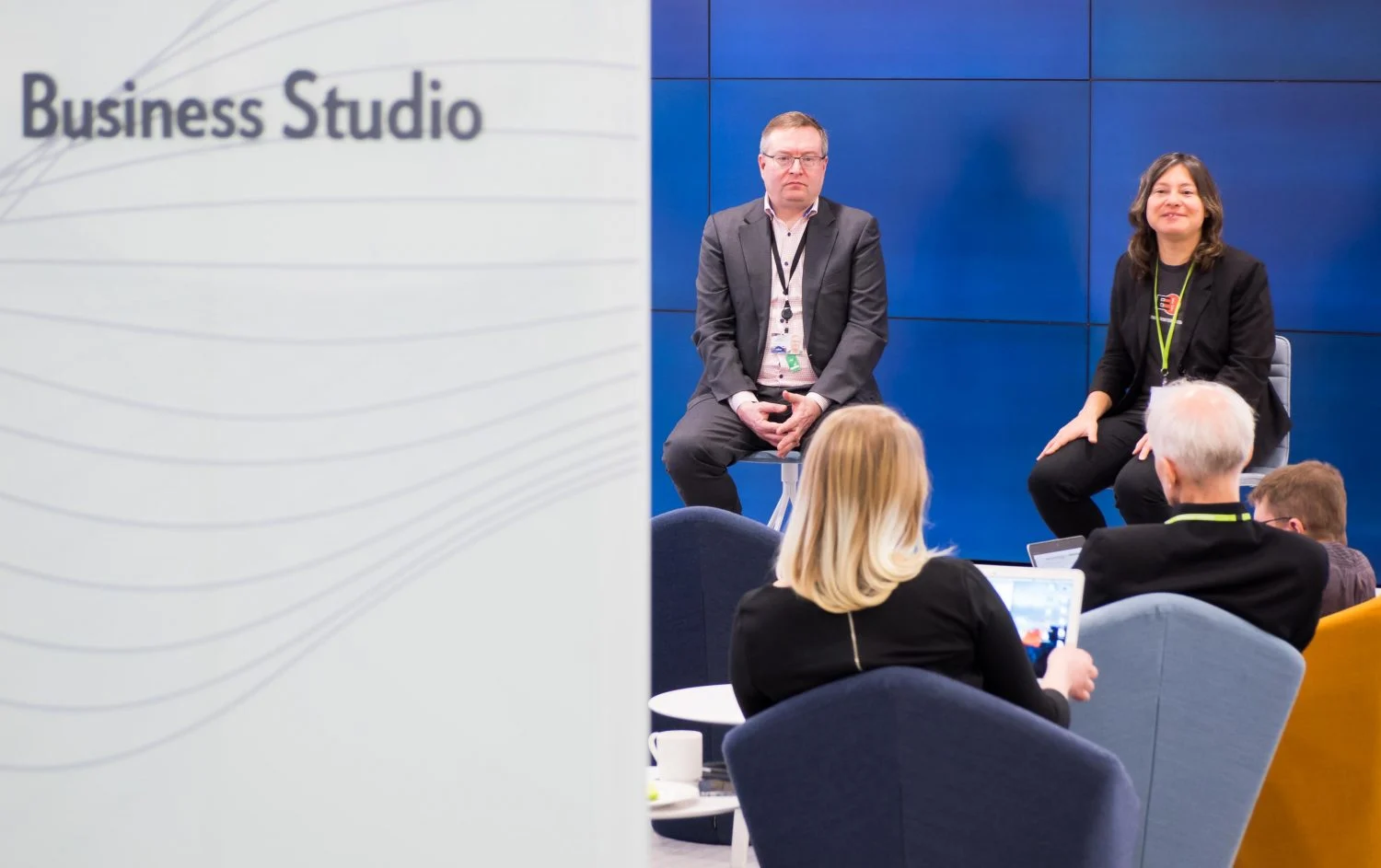 Melanie Rieback puhui medialle Elisan kyberakatemiassa.