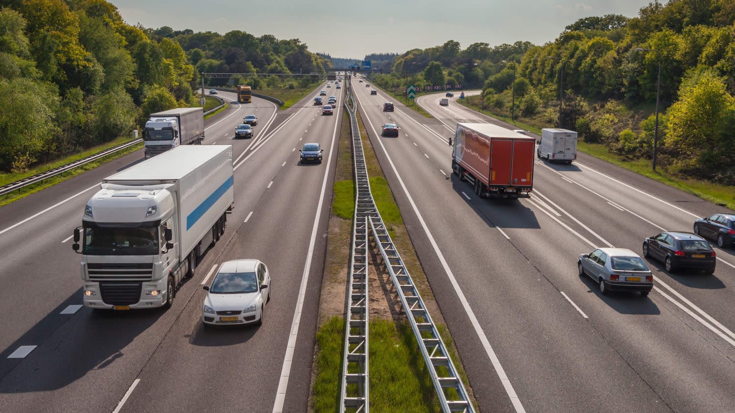 Tietämyskanta vie ELY-keskusta kohti verkkoitsepalvelua