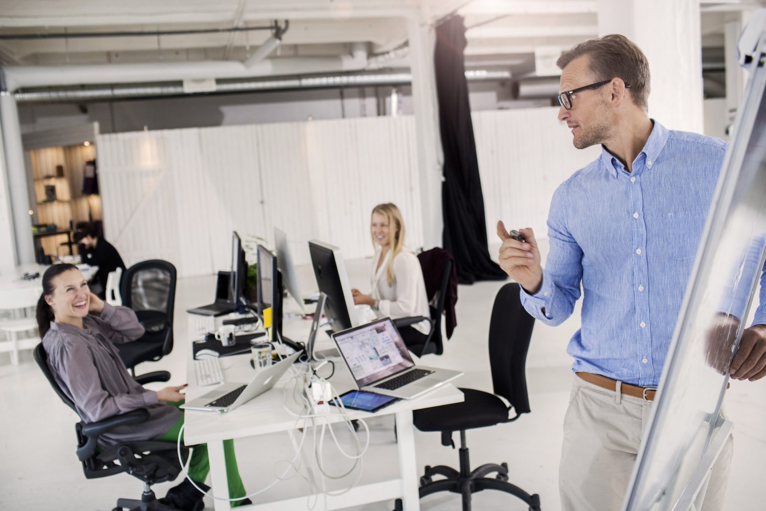 Tutkimus: Yrittäjät valmistautuvat 5G:n tuomaan muutokseen