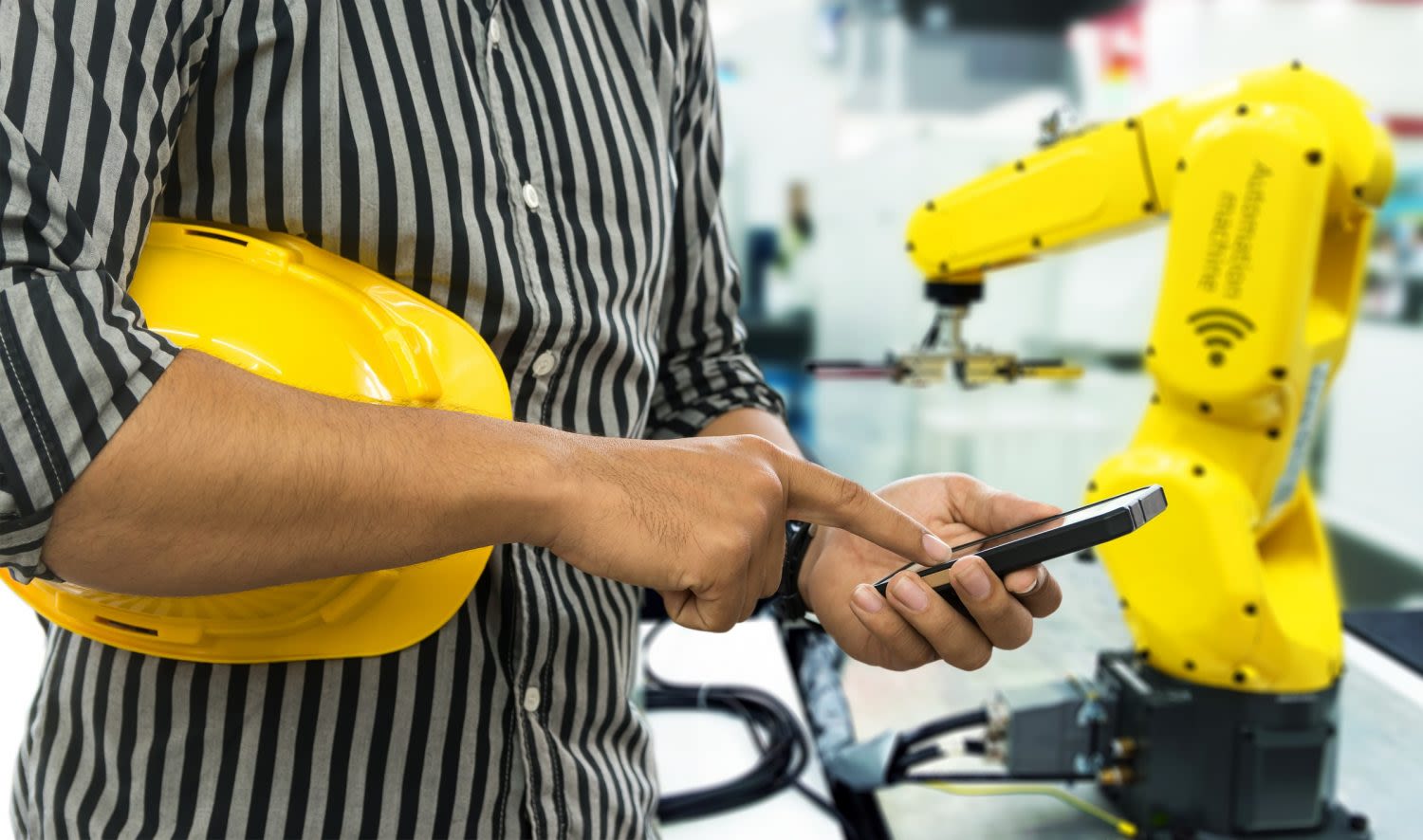 Suomalaisyritykset paalupaikalta 5G-teknologioita hyödyntämään