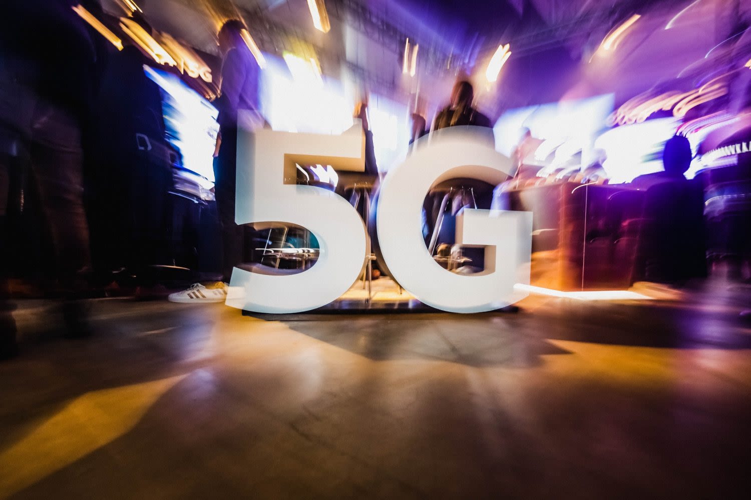 Fölin busseissa kokeillaan 5G:tä hyödyntävää WiFiä