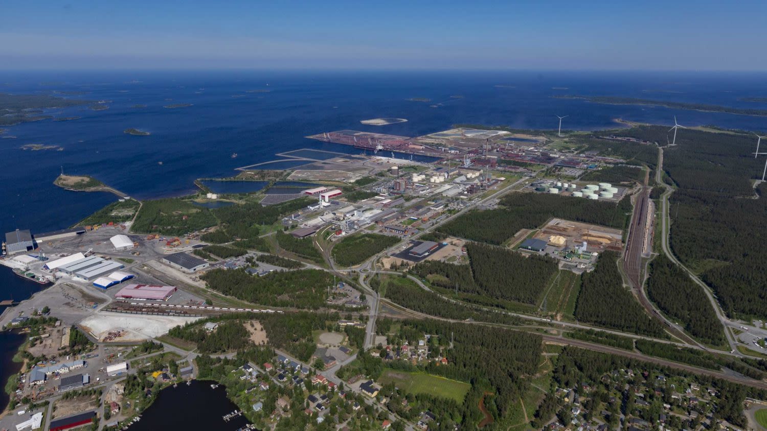 Privaattiverkko digitalisoi teollisuutta Kokkolan suurteollisuusalueella